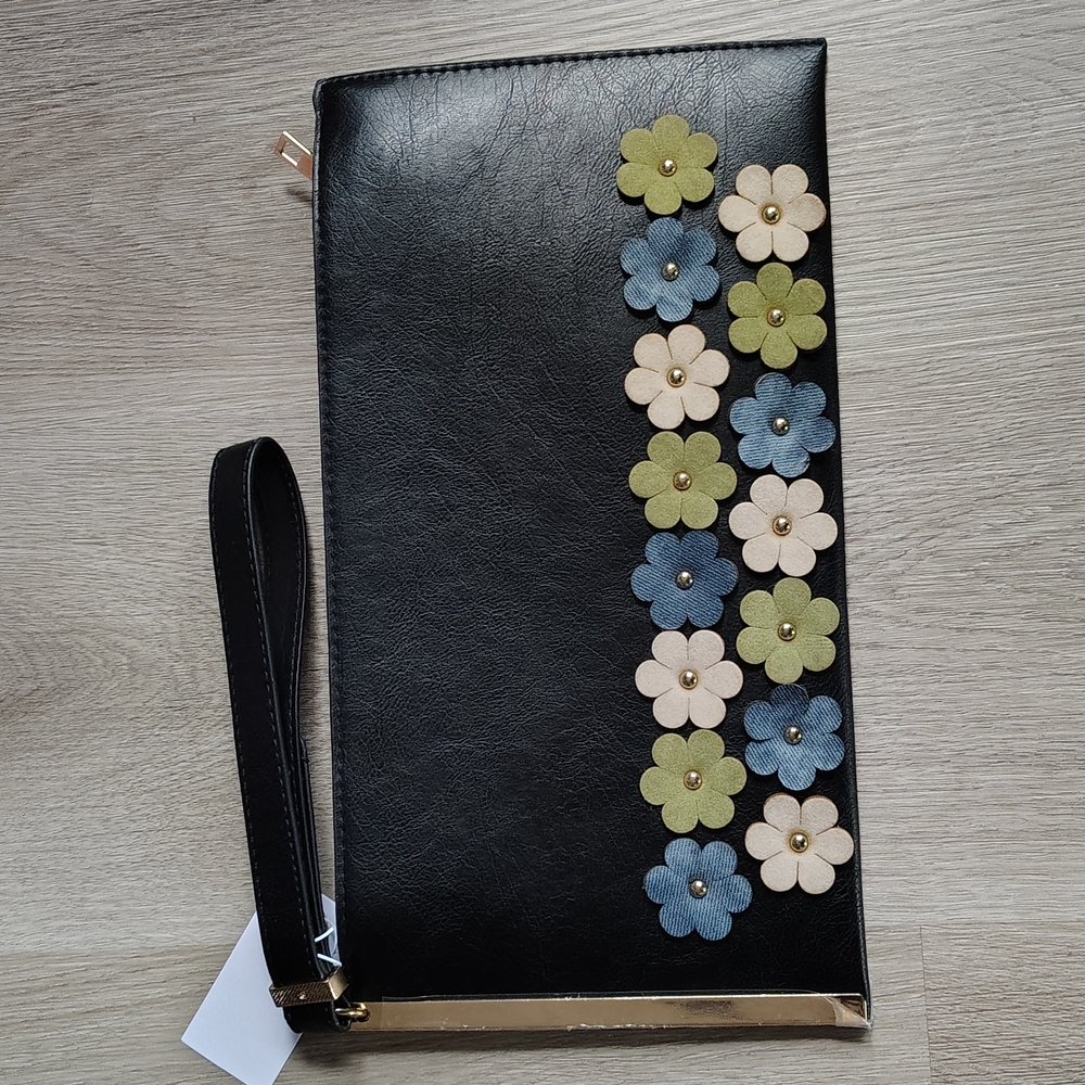 🆕Floral Embellished Black Clutch 12Lx7W NWT